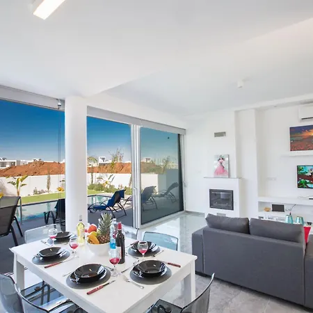 Olivine Mit Pool Und Einem Dachgarten By Interhome Protaras