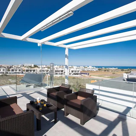 Olivine Mit Pool Und Einem Dachgarten By Interhome