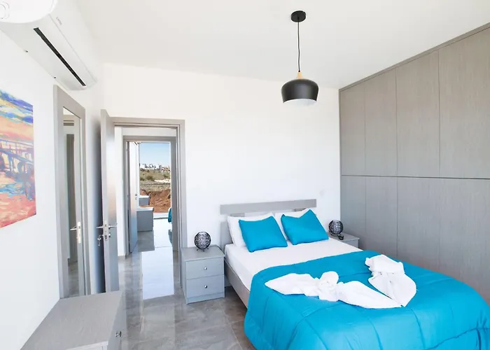 Olivine Mit Pool Und Einem Dachgarten By Interhome *